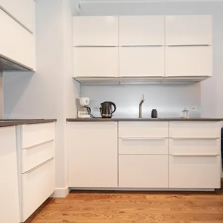 Totu Old Town Marina Apartament