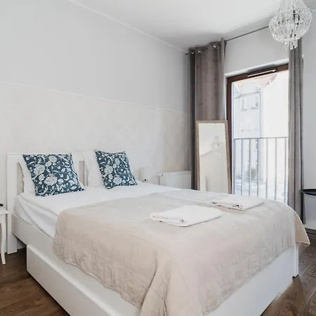 Totu Old Town Marina *